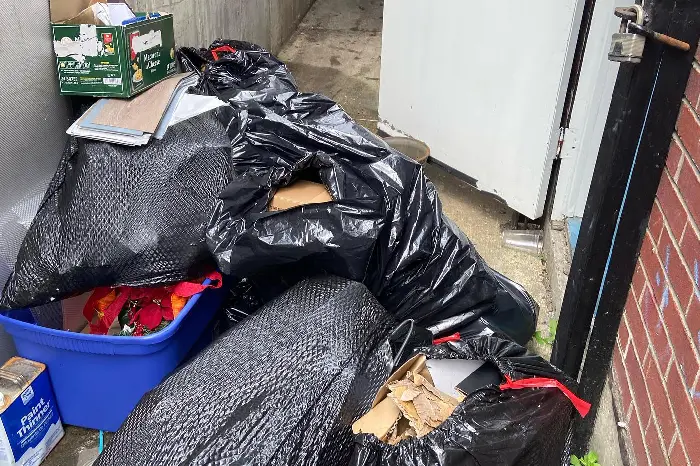 Garbage Removal Service Garbage Removal Service